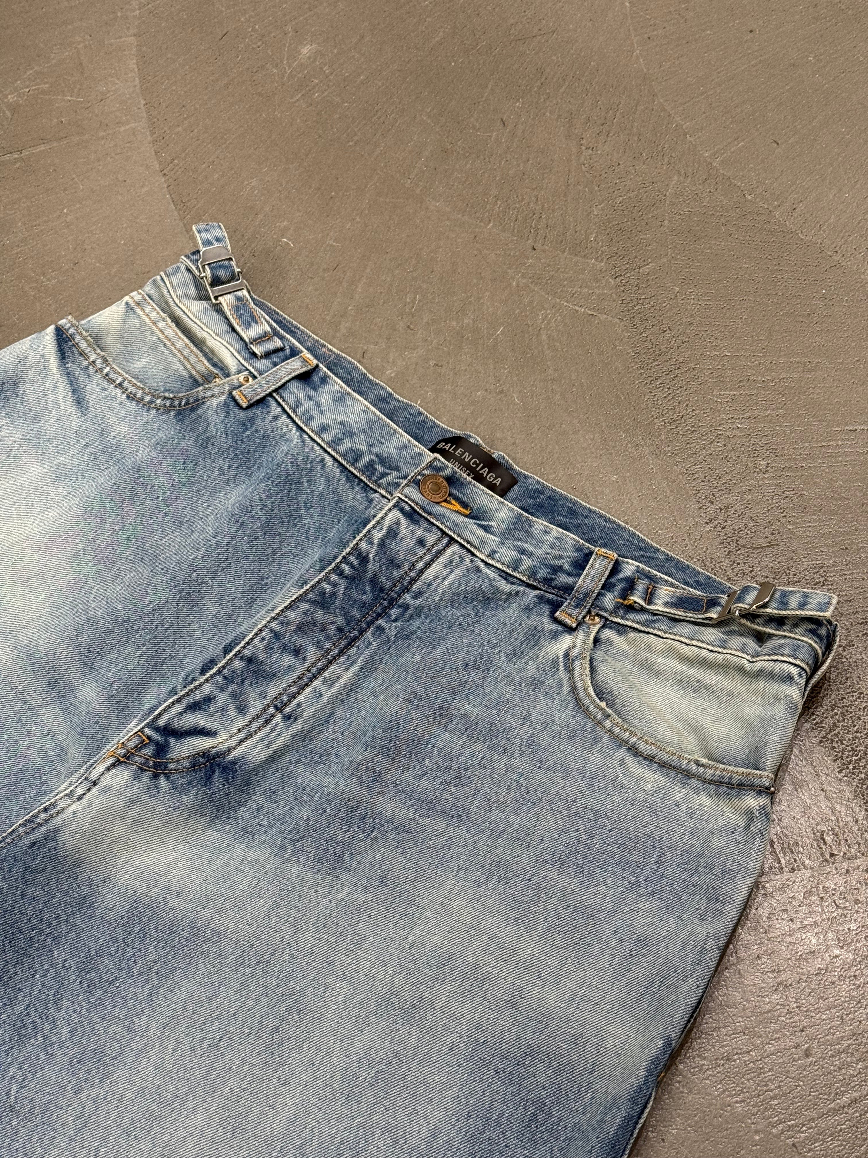 S/S2022 Balenciaga skater destroyed baggy denim