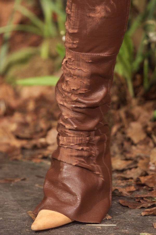 A/W2001 Dolce & Gabbana iconic runway over-heel distressed leather pants