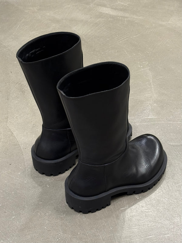 Balenciaga hummer leather boots