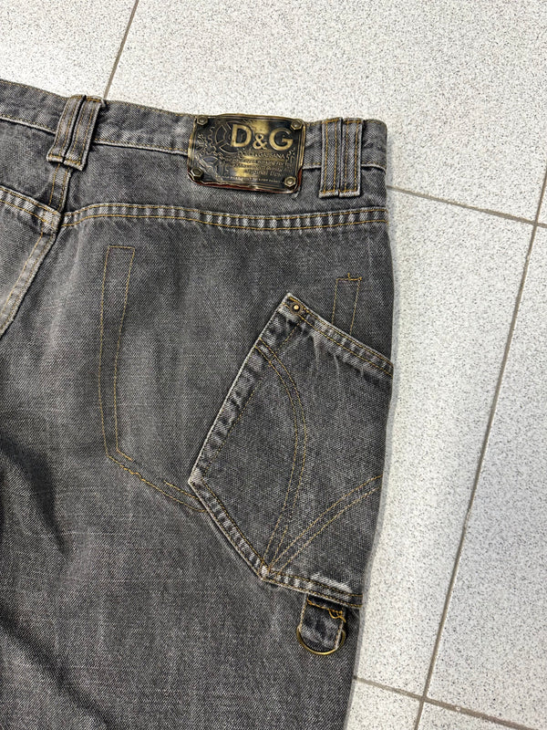 AW2003 D&G heavy baggy asymmetrical jeans