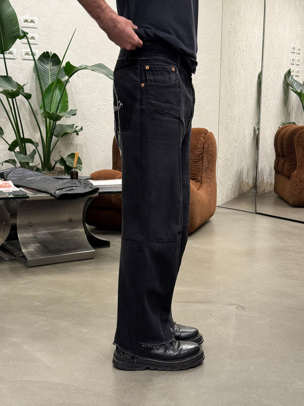 A/W 2017 Vetements “Total fucking darkness” jeans