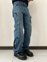 Load image into Gallery viewer, 2000s Dolce &amp; Gabbana multi pockets cargo denim pants
