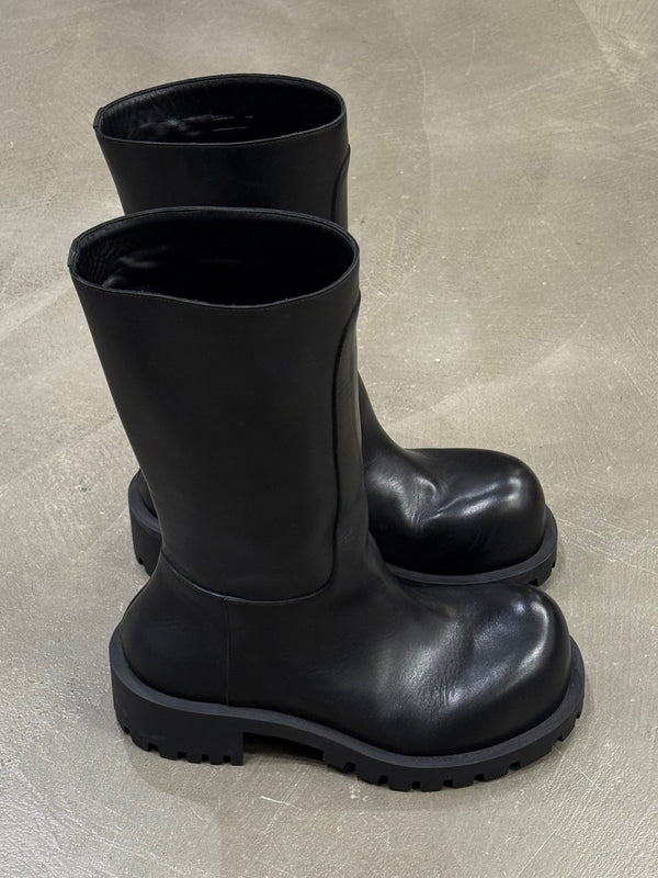 Balenciaga hummer leather boots