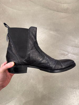 2000s Cavalli faux crocodile leather chelsea leather boots