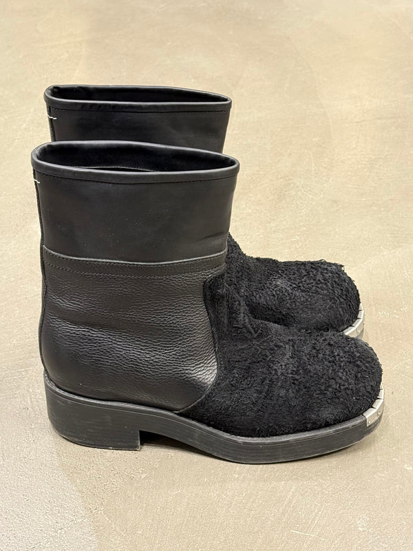 2023 Maison Margiela mixed-leather square-toe boots
