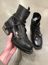 Load image into Gallery viewer, A/W 1996 Dirk Bikkembergs metal heel bungee cord boots
