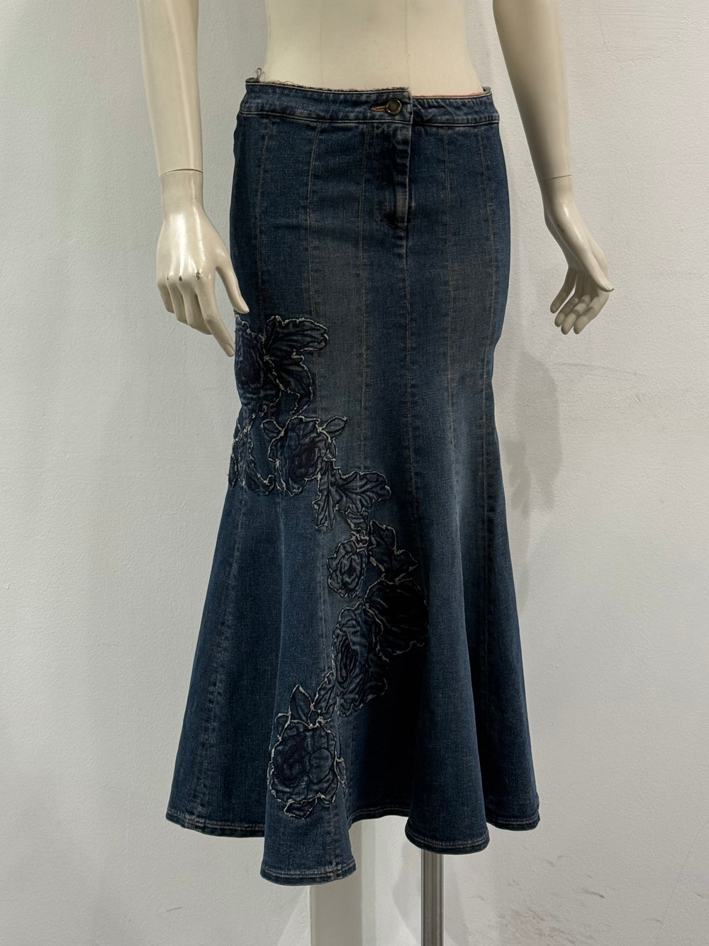 F/W2002 Roberto Cavalli floral tattoo embroidered denim skirt