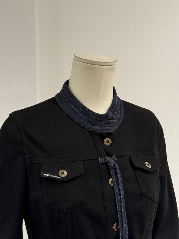 2000s Dolce & Gabbana denim trim cropped jacket