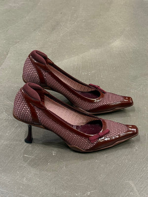 2000s Prada red heels