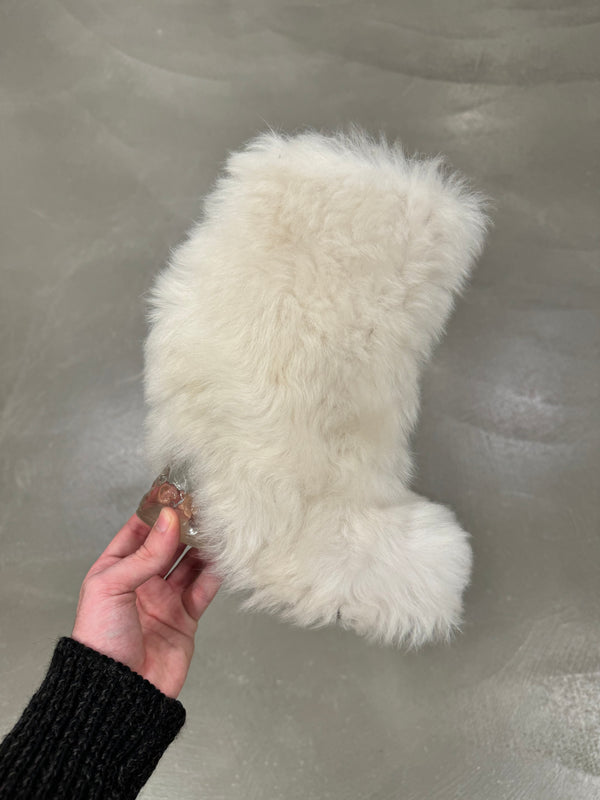 A/W2015 Fendi runway faux fur yeti boots