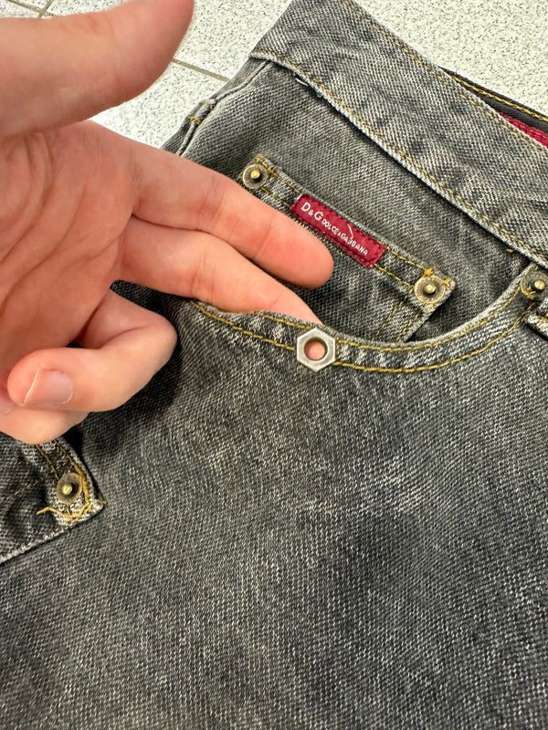 AW2003 D&G heavy baggy asymmetrical jeans