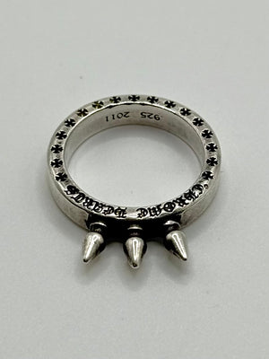 Chrome Hearts baby bell three spikes ring