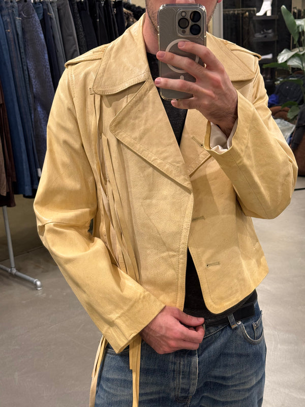 A/W2002 Ann Demeulemeester
leather strap jacket