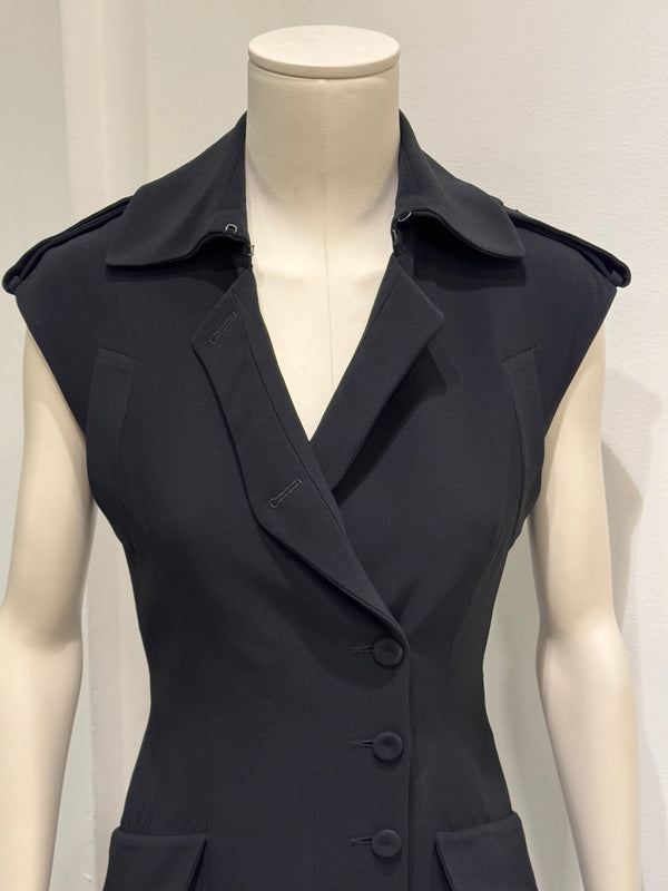 2011 Alexander McQueen buttons-up dress