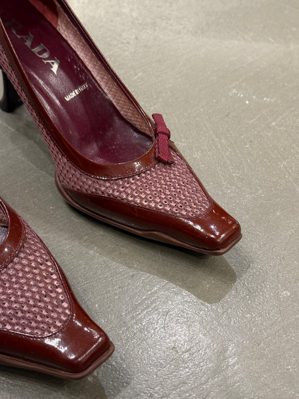 2000s Prada red heels