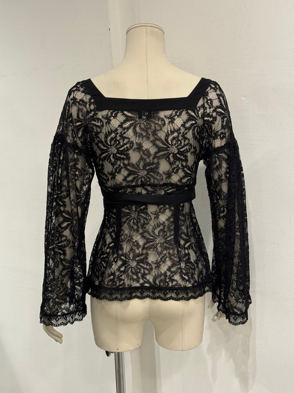 2000s Dolce & Gabbana lace tie-waist floral lace blouse