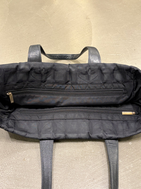 2002-2003 Chanel travel line tote bag