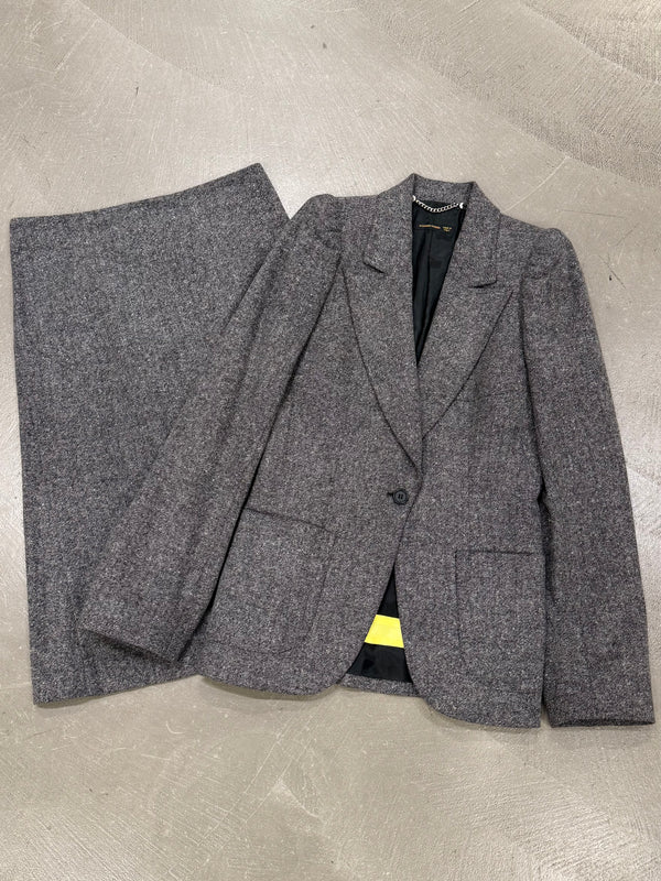 A/W2000 Alexander McQueen tailored set blazer & skirt