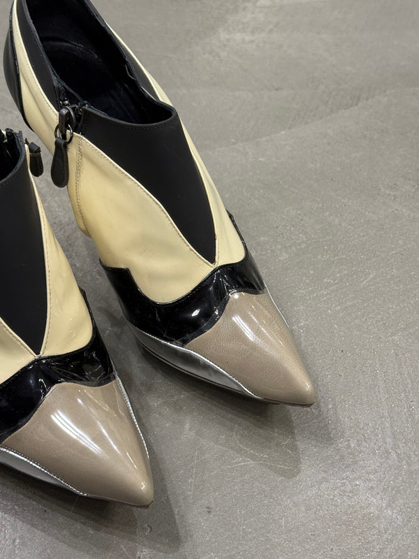 F/W2008 Balenciaga patent leather pumps