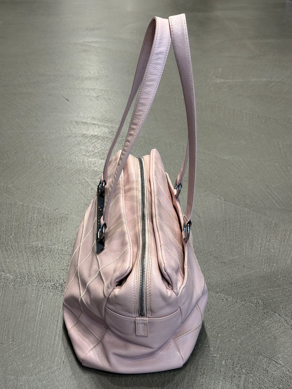 2005-2006 Chanel caviar leather shoulder bag