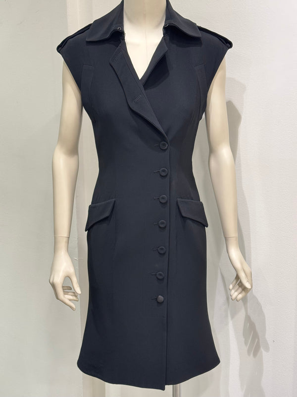 2011 Alexander McQueen buttons-up dress