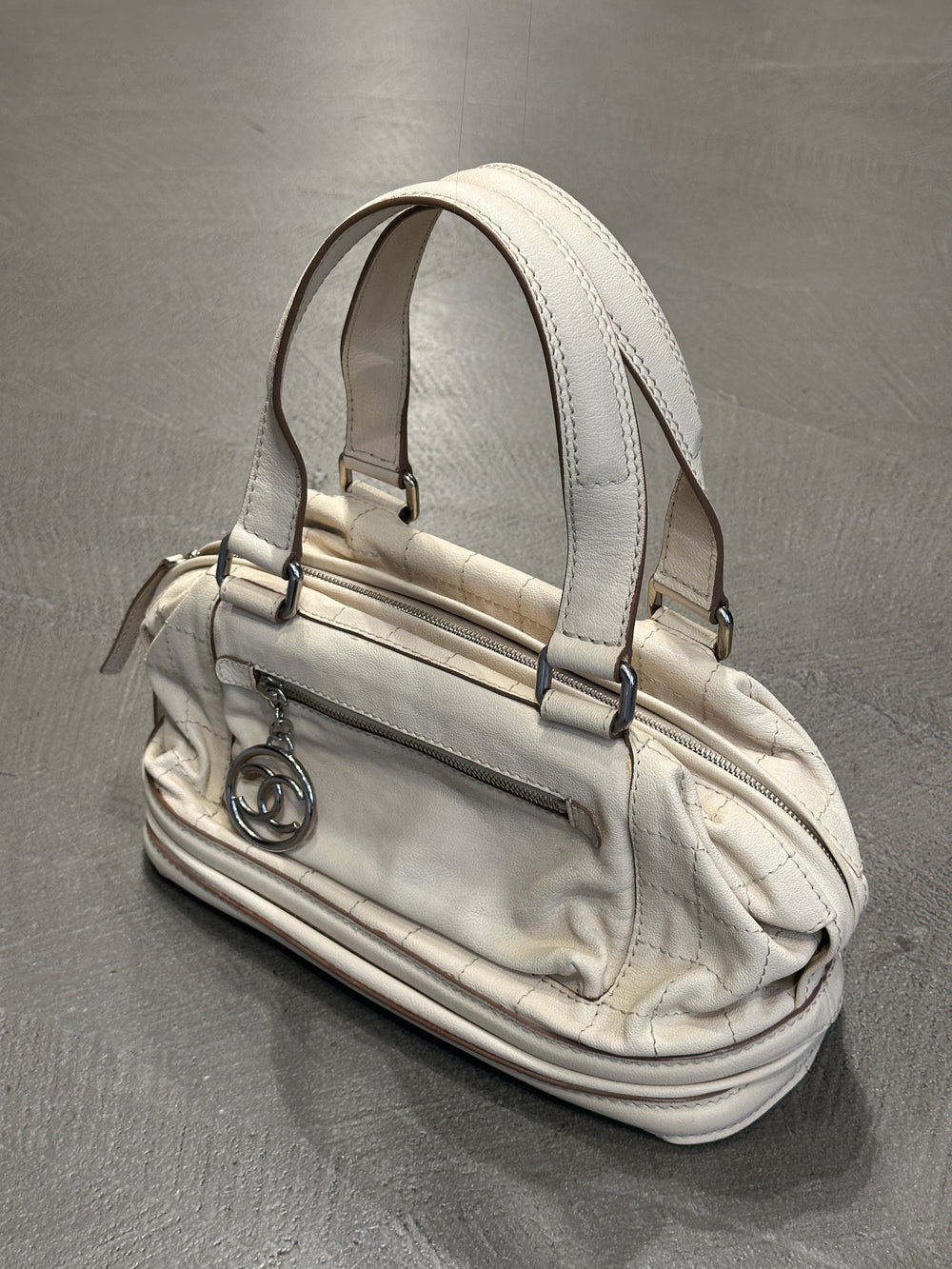 2006-2008 Chanel leather Essential bowler bag