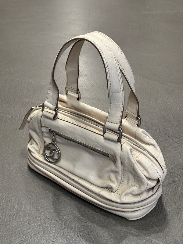 2006-2008 Chanel leather Essential bowler bag