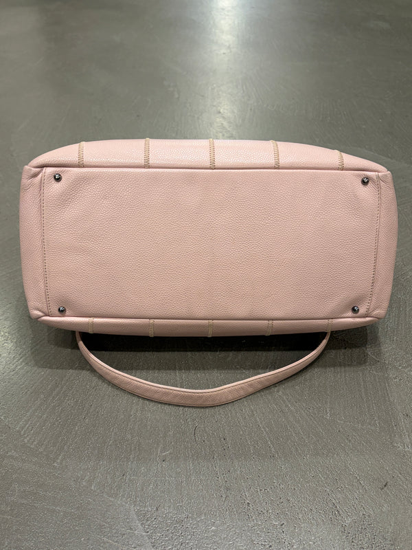 2005-2006 Chanel caviar leather shoulder bag