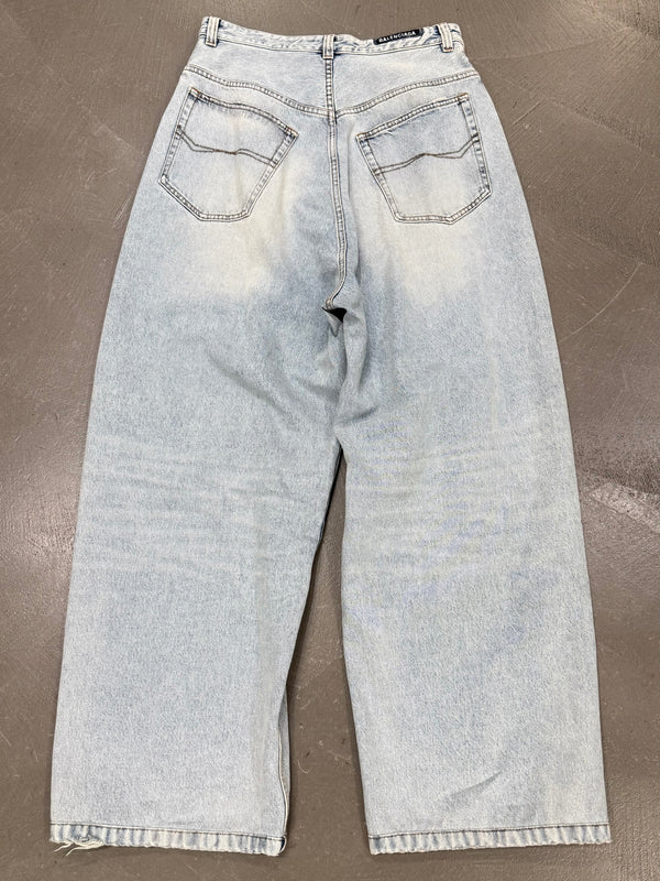 2022 Balenciaga high waisted baggy jeans