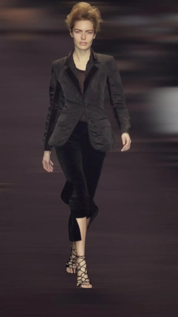 F/W2002 Yves Saint Laurent by Tom Ford bow tie velour short trousers