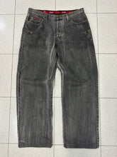 Load image into Gallery viewer, AW2003 Dolce &amp; Gabbana heavy baggy asymmetrical jeans
