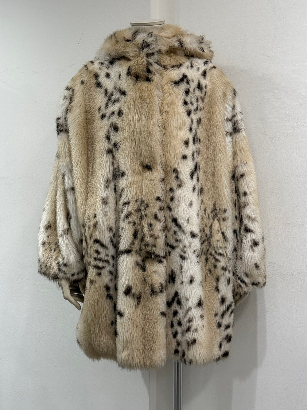 2000s Emporio Armani lynx print faux fur coat