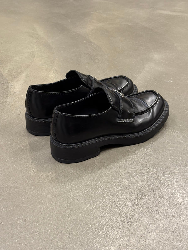 2020s Prada logo leather derby shoes