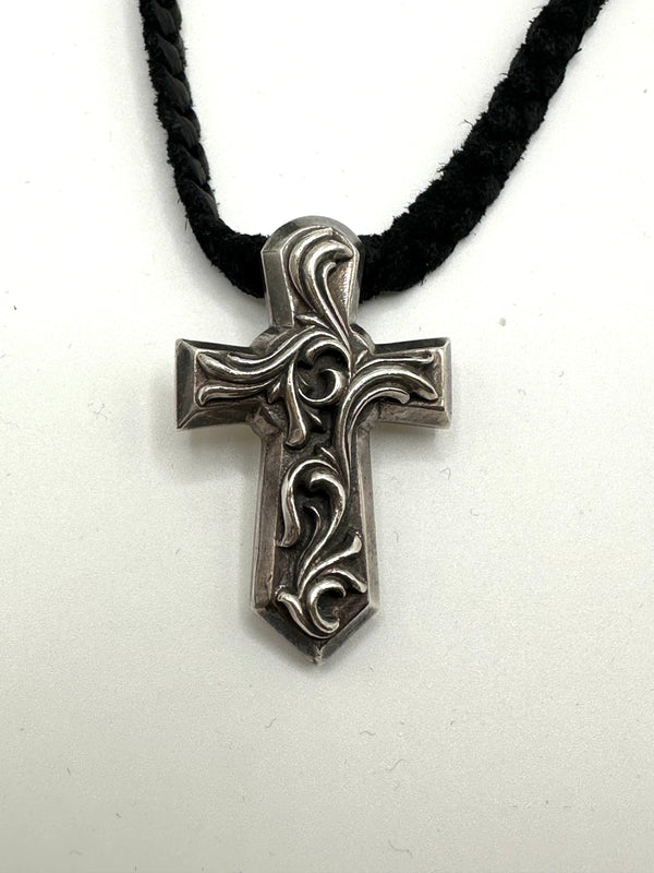 Chrome Hearts vulcanic cross necklace