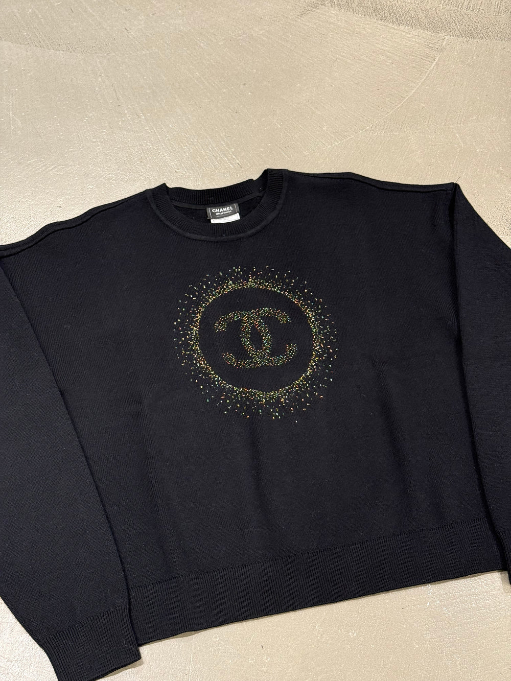 2020 Chanel logo uniform knit