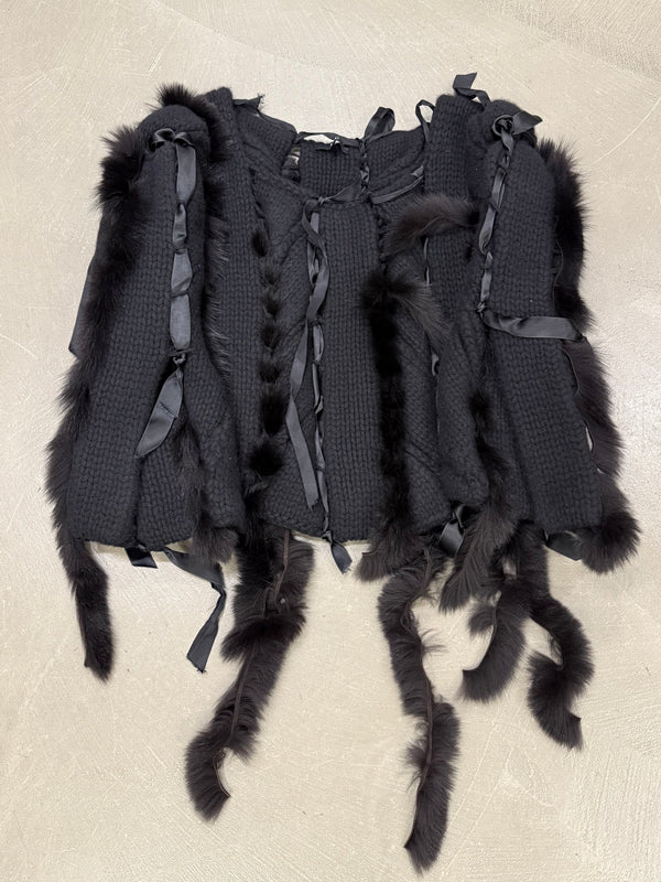 A/W2002 Gucci by Tom Ford fox fur black wool knit