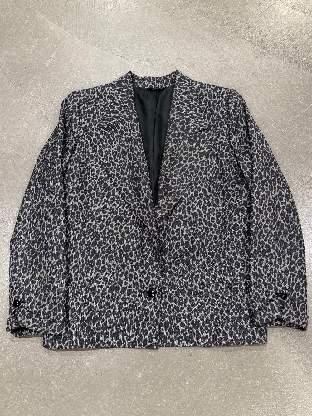 1990s Gianni Versace leopard print tailored blazer jacket
