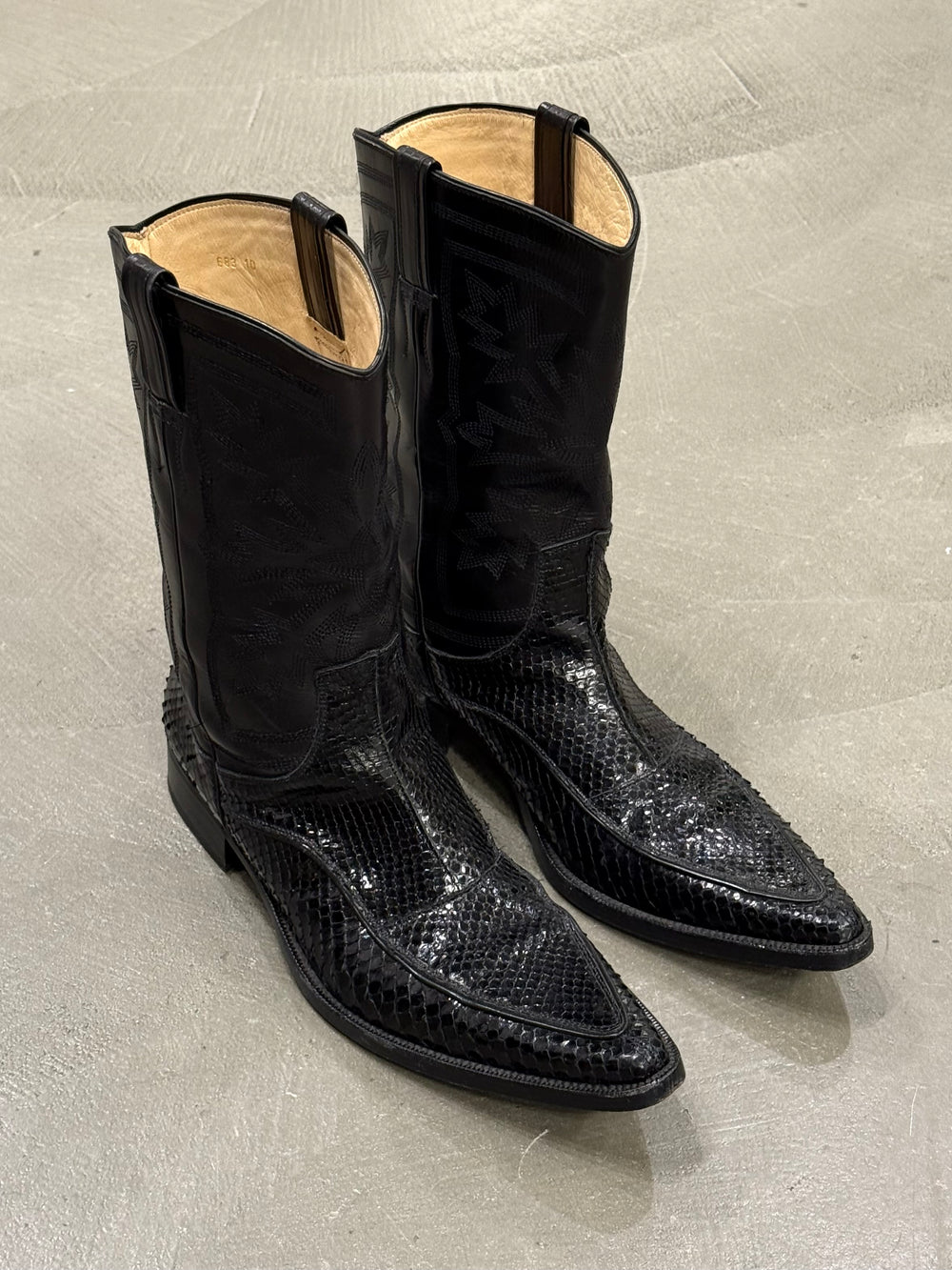 2000s Dolce & Gabbana exotic western boots