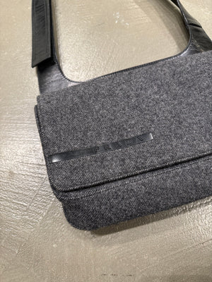 S/S 1999 Prada leather and nylon shoulder bag
