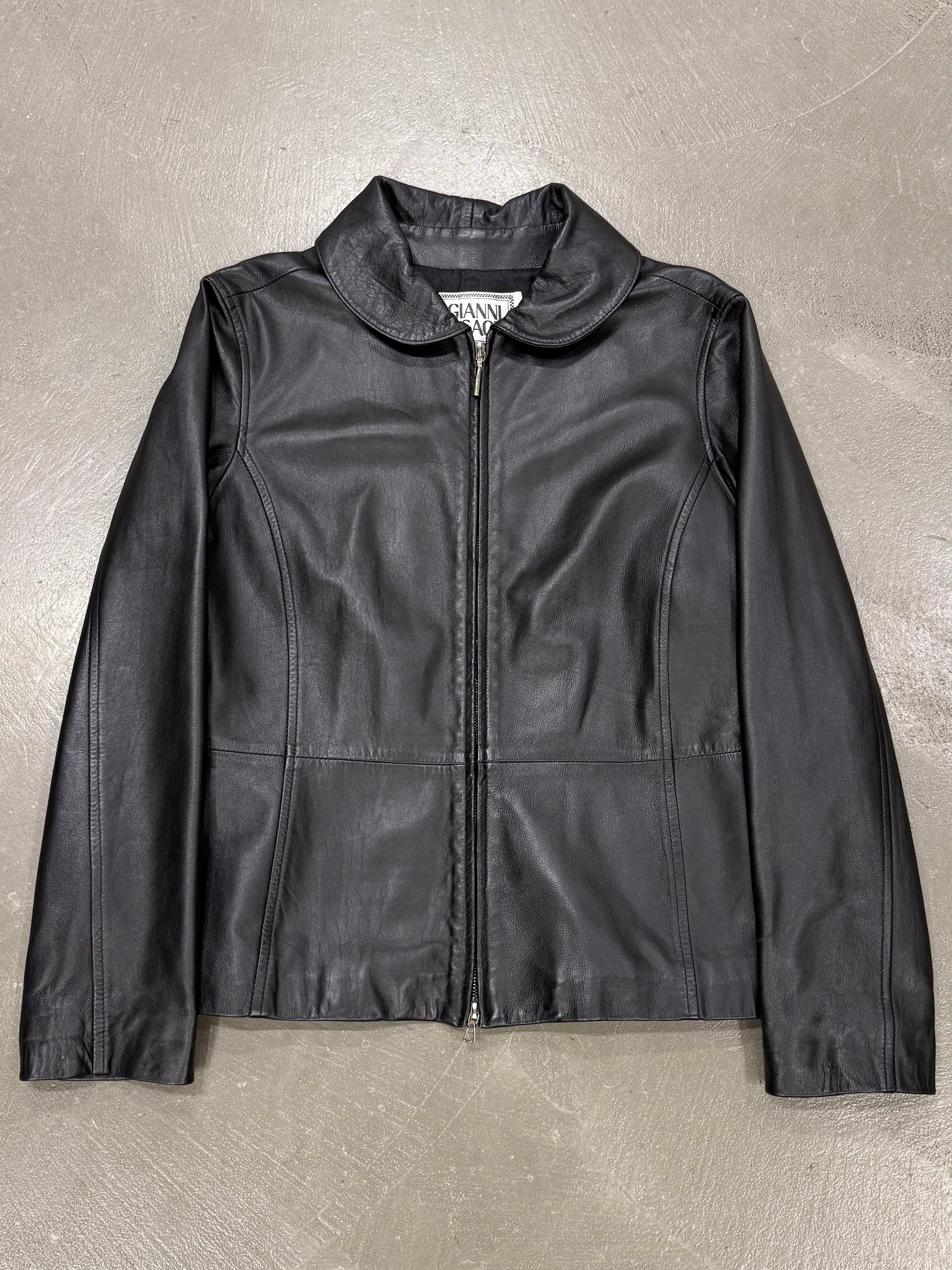ジャケット・アウター 90s GIANNI VERSACE zip up lether jaket GIANNI VERSACE Leather Jacket Black Studded with zip size IT 54