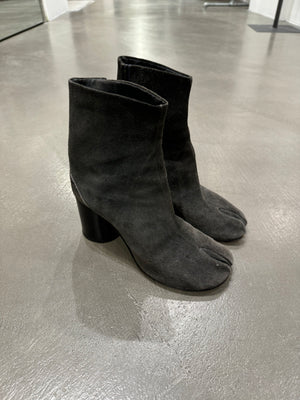 1990s Maison Margiela Tabi heel boots