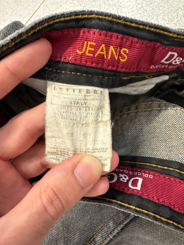 AW2003 D&G heavy baggy asymmetrical jeans