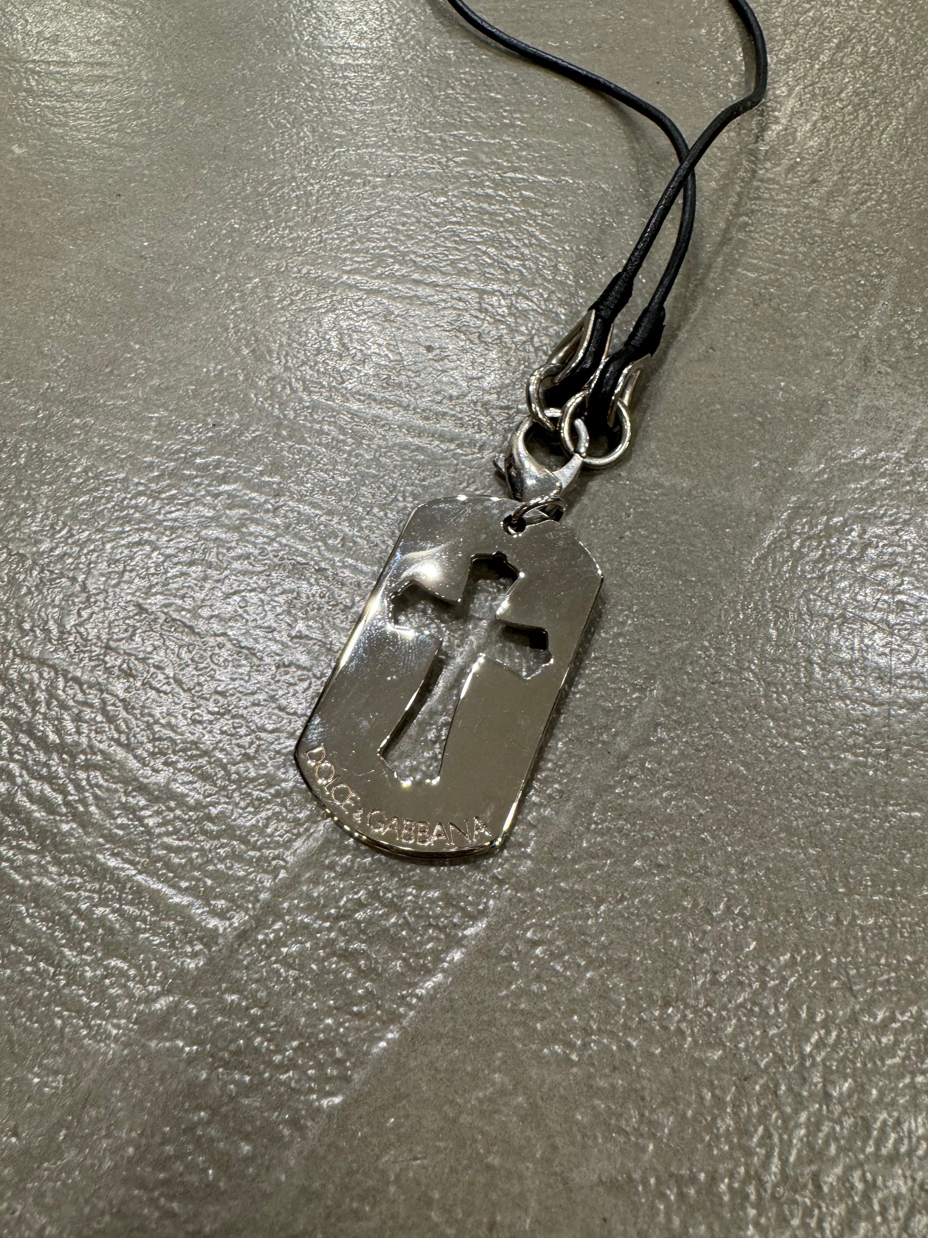 2000s Dolce & Gabbana dog tag cross necklace