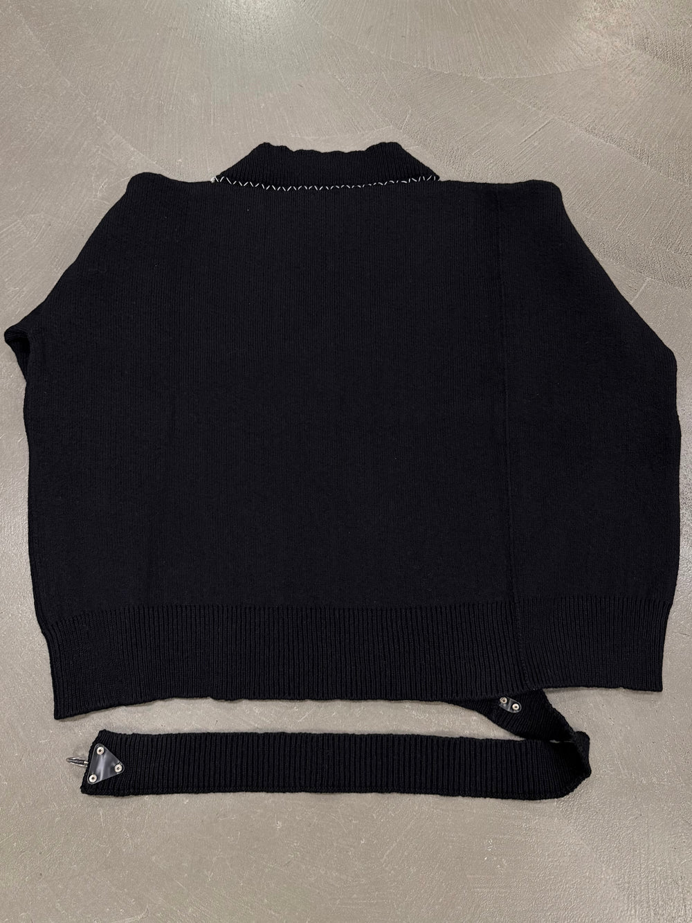 S/S2018 Raf Simons oversized fireman buckle v-neck sweater