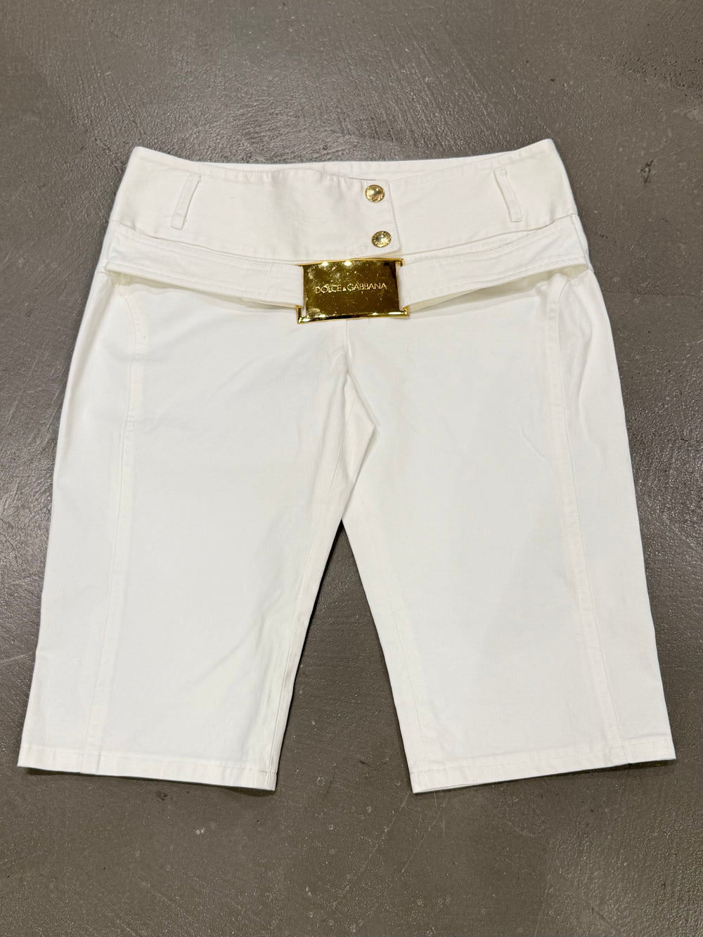 2001 Dolce & Gabbana white cotton belted shorts