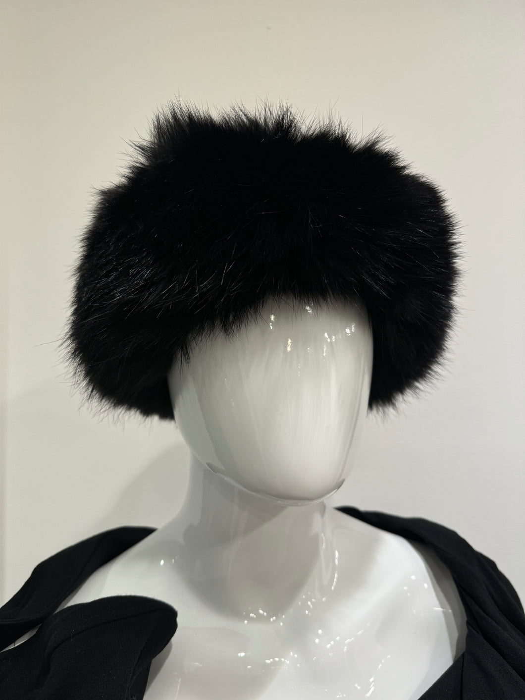 2000s Prada mink fur hat