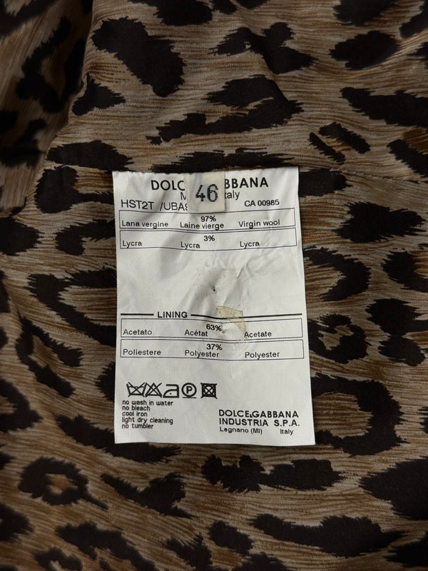 2003 Dolce & Gabbana tailored skirt suit with mandarin collar