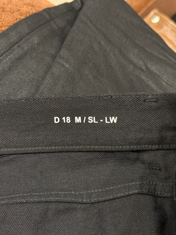 2020 Saint Laurent D18 slim fit coated denim