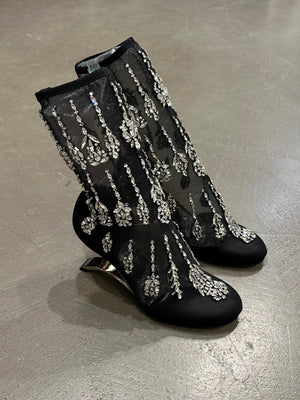 2022 Alexander McQueen emboided sculptural heels