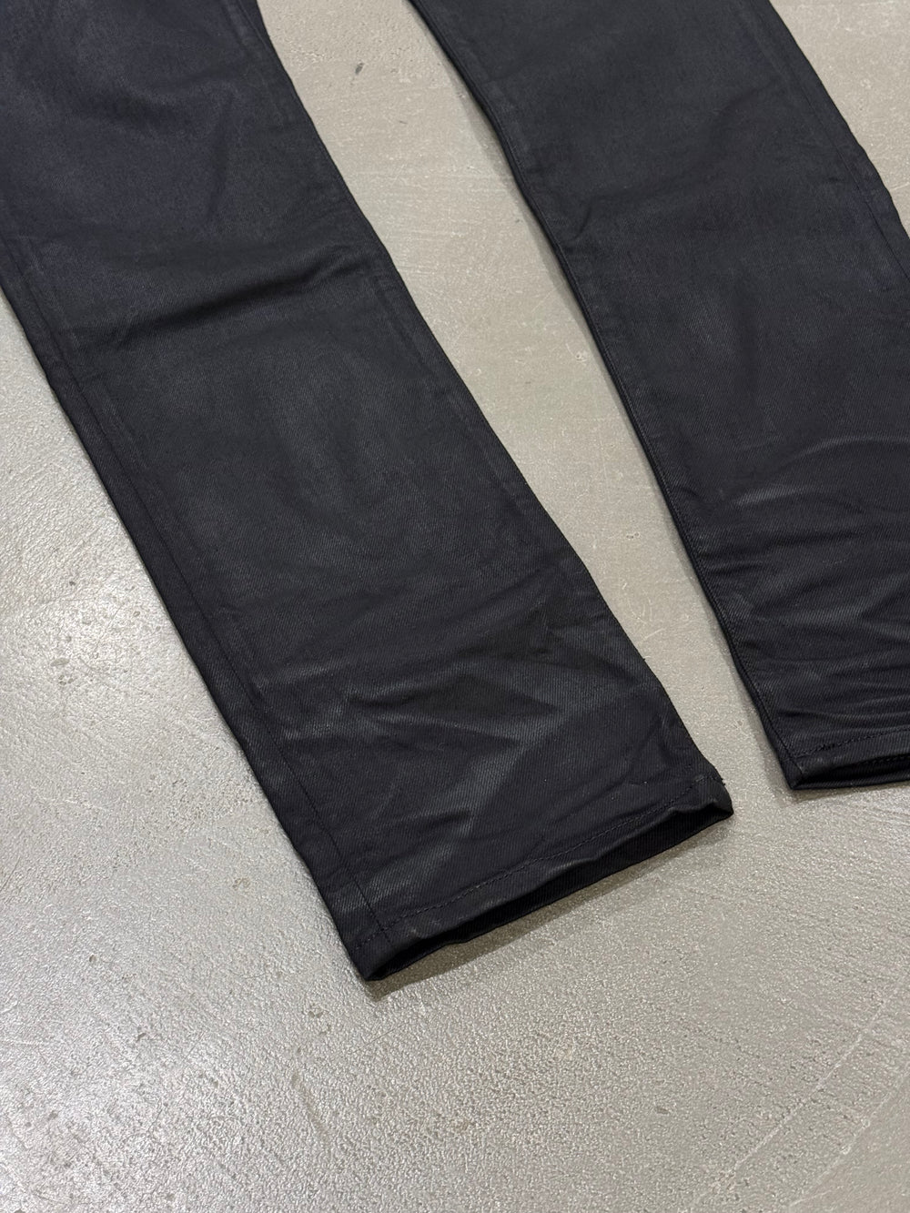 2019 Saint Laurent “D02” coated slim fit jeans